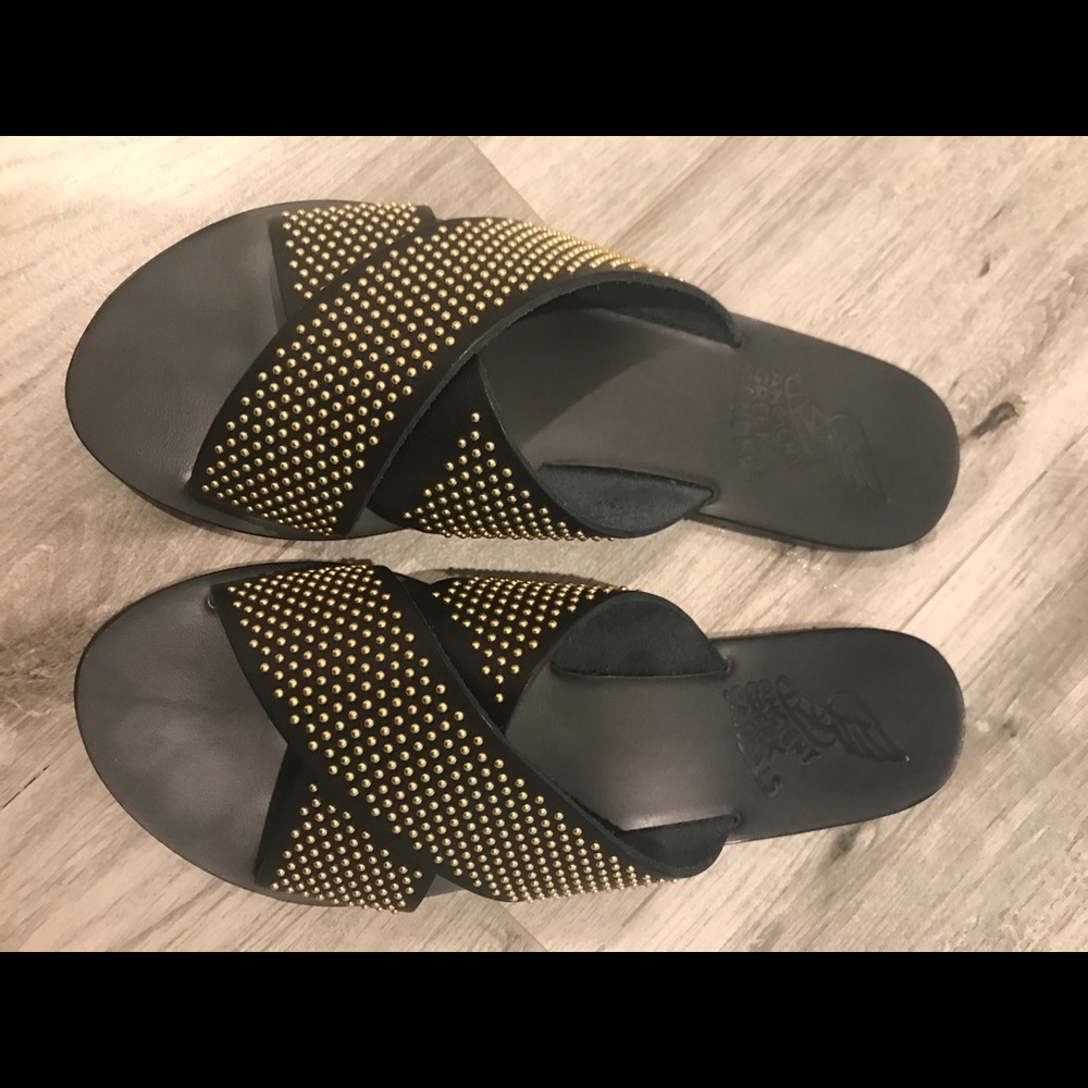 Ancient Greek sandals